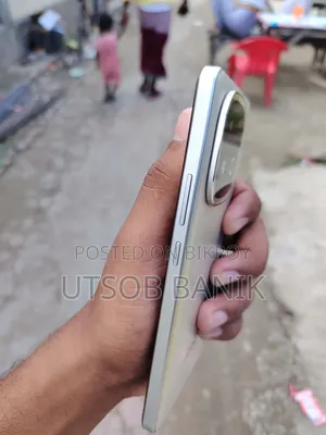 iQOO Z10 256 GB White