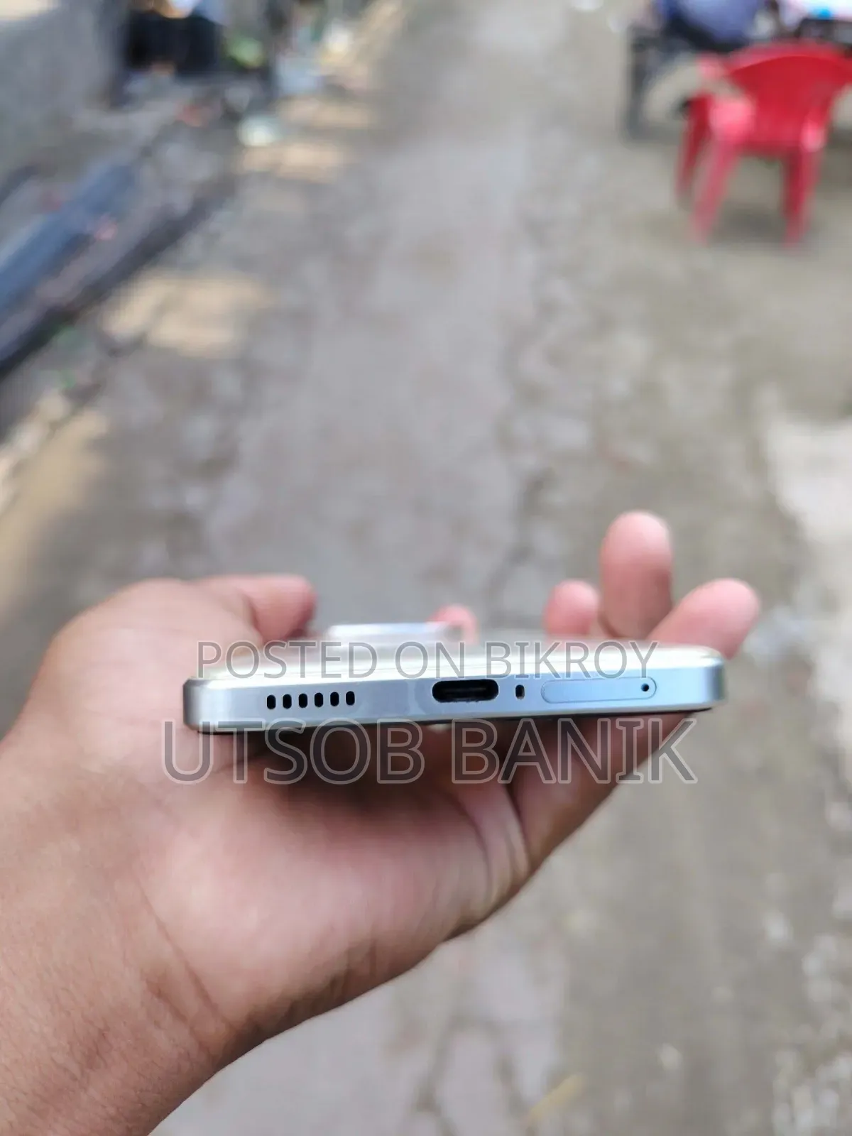 iQOO Z10 256 GB White
