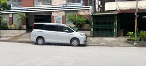 Toyota Noah 2016 Silver