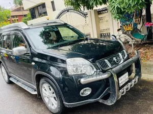 Nissan X-Trail 2012 Black
