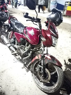 Honda 2015 Red