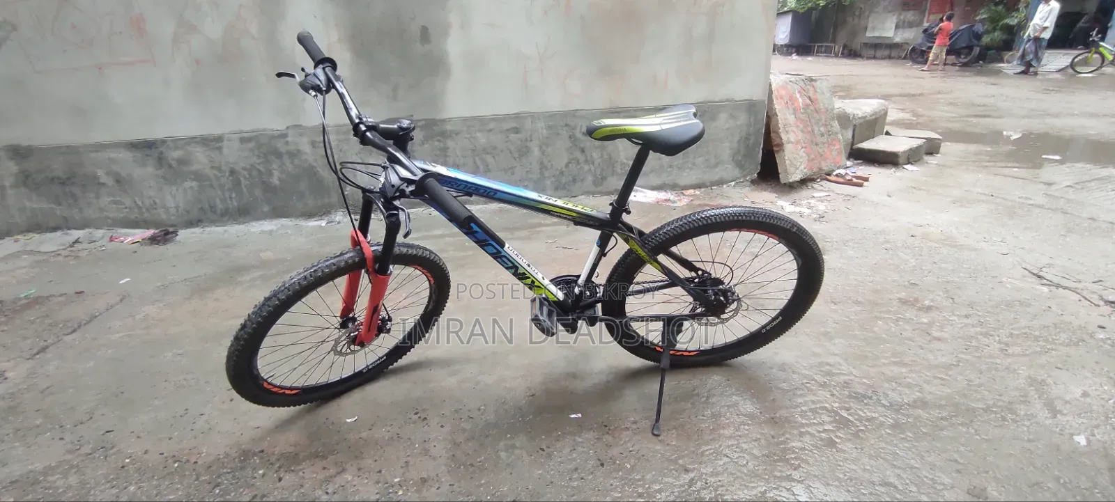 ২৬ সাইজ গার্ল সাইকেল