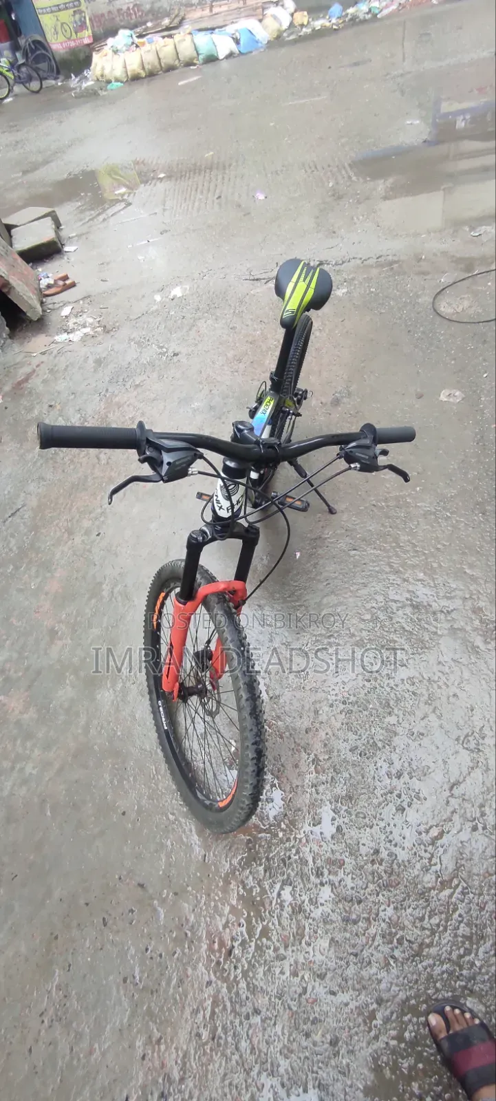২৬ সাইজ গার্ল সাইকেল
