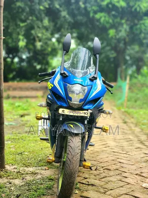 সুজুকি জিক্সার এসএফ ২০১৬ ব্লু