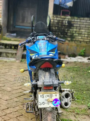 সুজুকি জিক্সার এসএফ ২০১৬ ব্লু