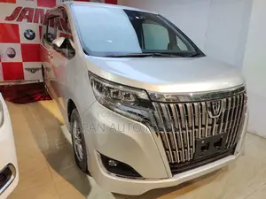 Toyota Esquire 2020 Silver