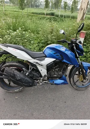 TVS Apache RTR 160 4V 2019 Blue