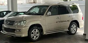 Toyota Land Cruiser Cygnus 4.7 2003 Gold