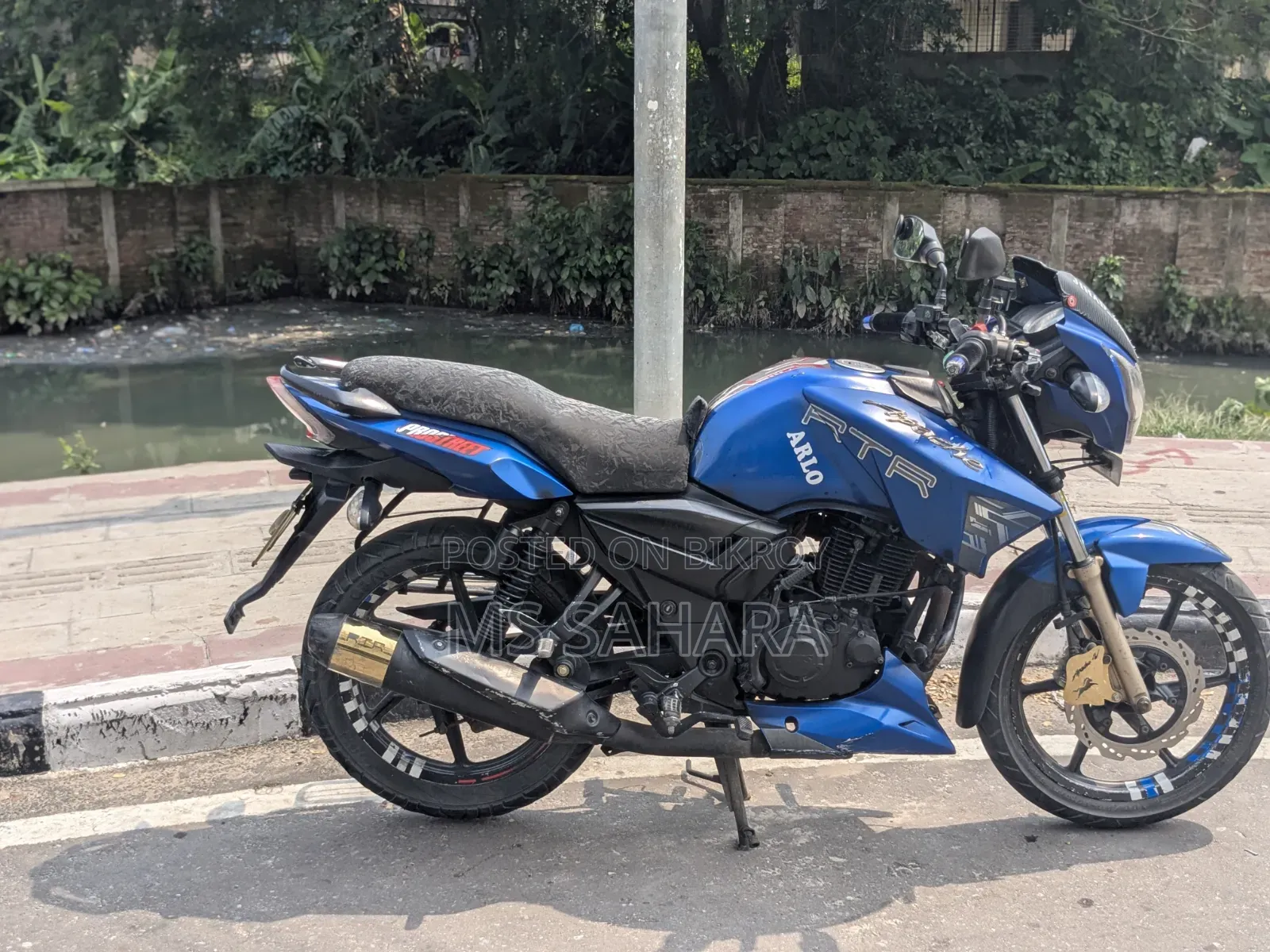 TVS Apache RTR 160 2V 2017 Blue