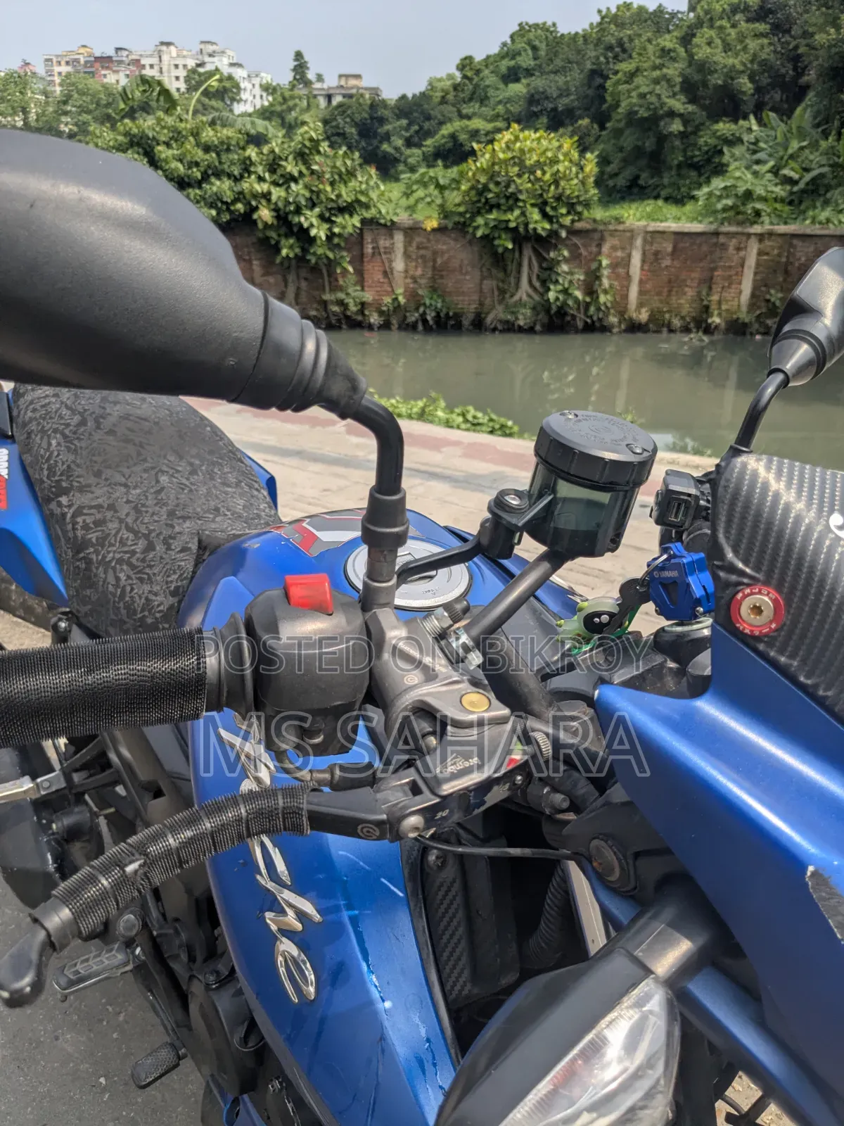 TVS Apache RTR 160 2V 2017 Blue