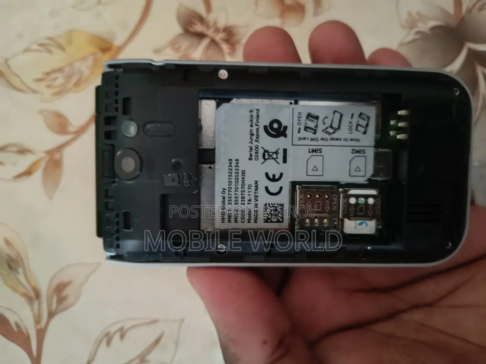 Nokia 2720 Flip 512 GB Gray