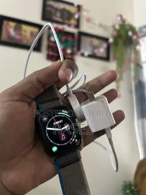 অ্যাপল ওয়াচ সিরিজ ৫ ৪৪মিমি (বিএইচ ৬৫%)