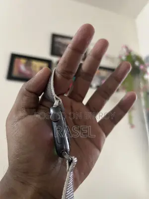 অ্যাপল ওয়াচ সিরিজ ৫ ৪৪মিমি (বিএইচ ৬৫%)