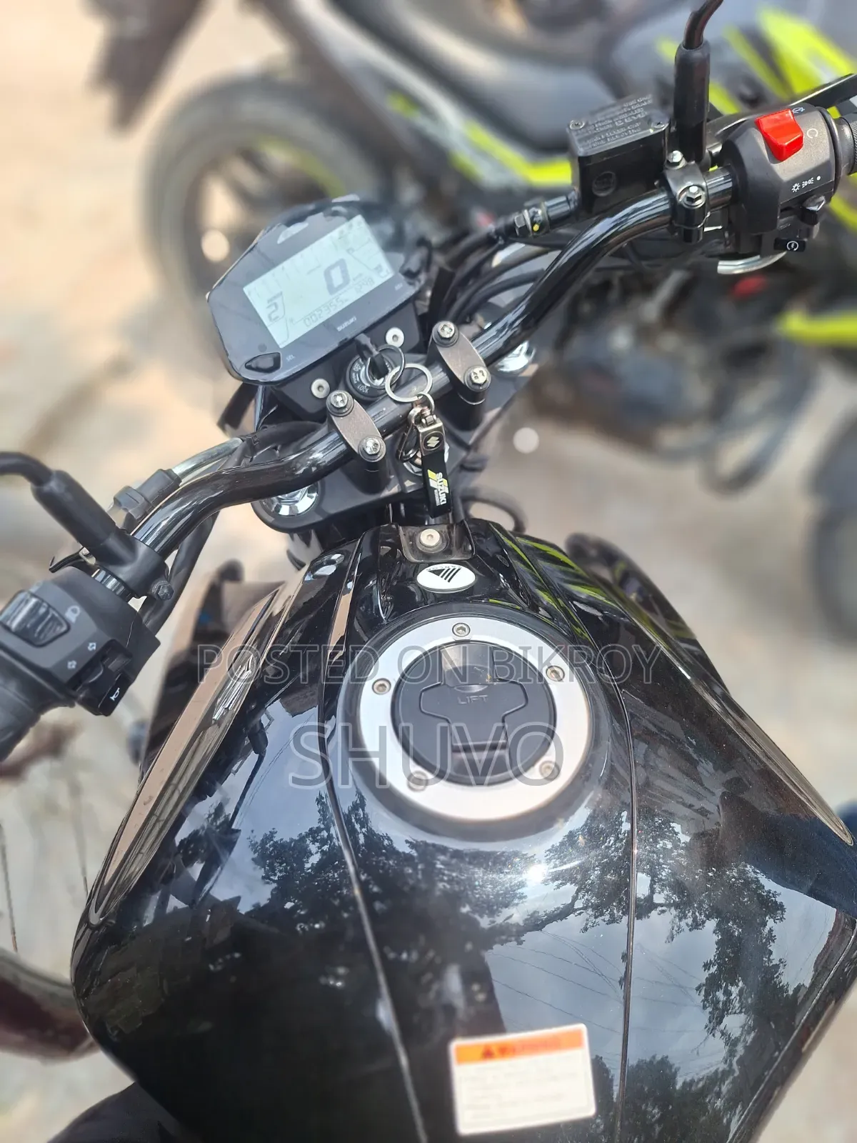 New Suzuki 2026 Black