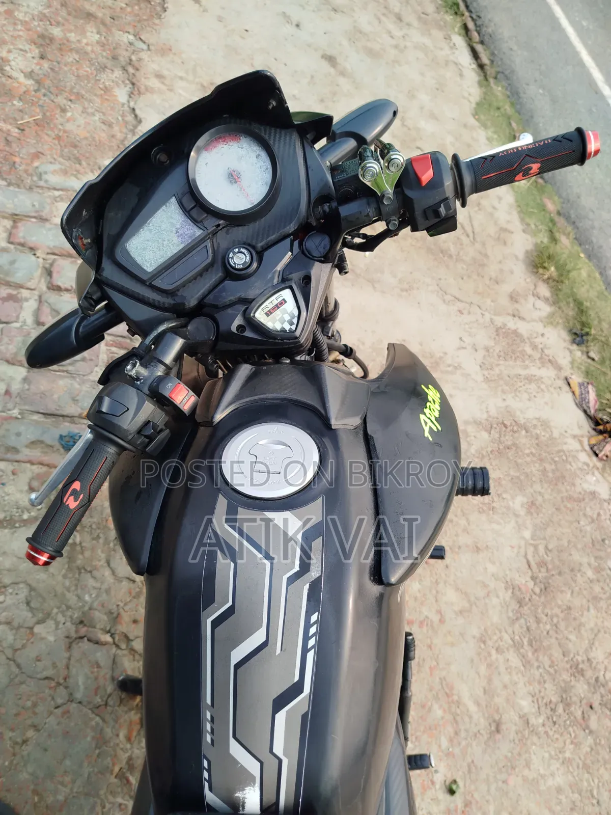 TVS Apache RTR 160 2V 2021 Black