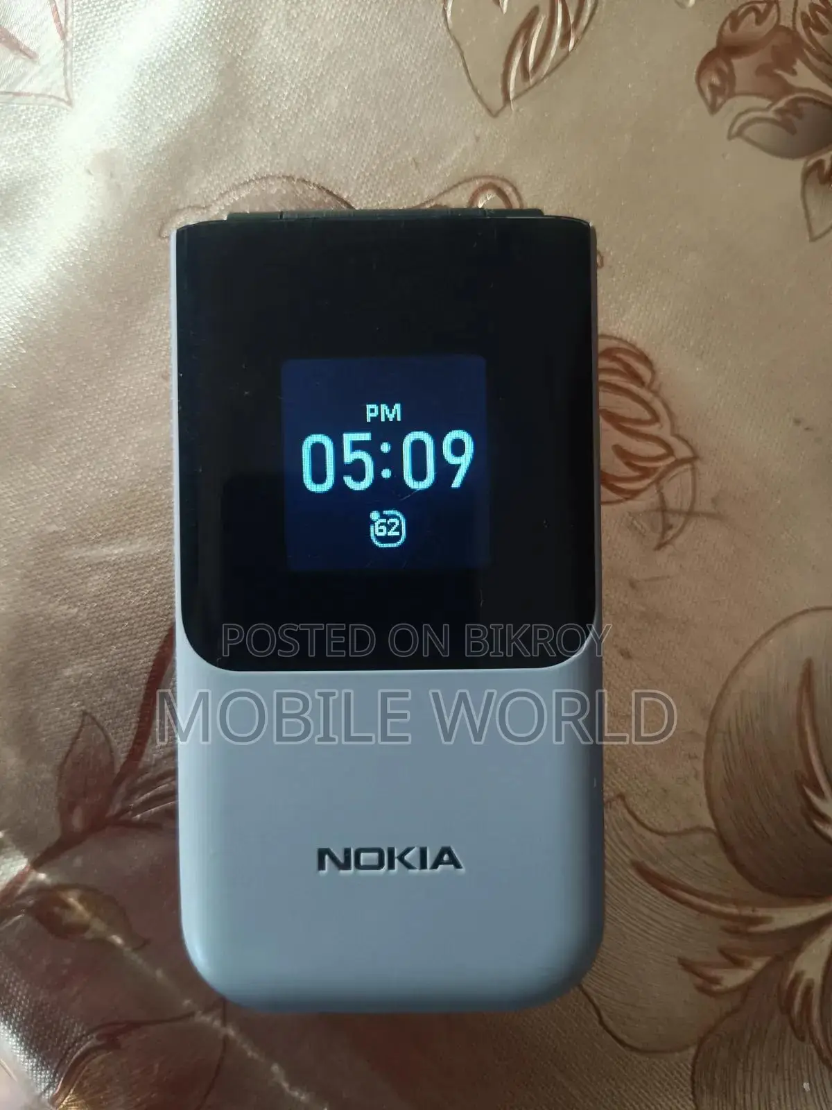 Nokia 2720 Flip 512 GB Gray