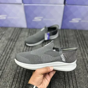 Sketchers With Easy Wear Tech Super Comfortable Shoe Mens Shoe