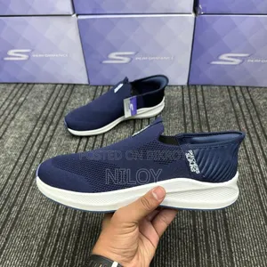 Sketchers With Easy Wear Tech Super Comfortable Shoe Mens Shoe
