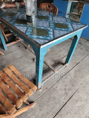 Hotel Table