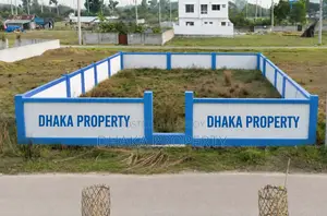 Metro Station 3 Katha Park East at Sector-17/B