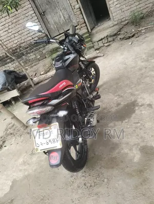 Bajaj Discover 125 2021 Black