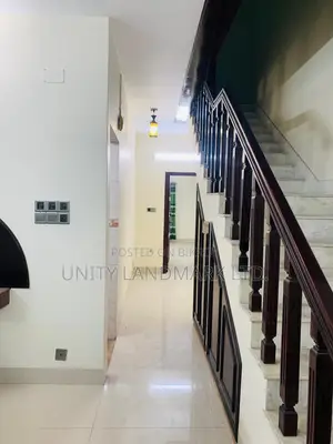 Furnished 3-Bedroom Duplex in Uproperty, Jamuna Future Park for Sale