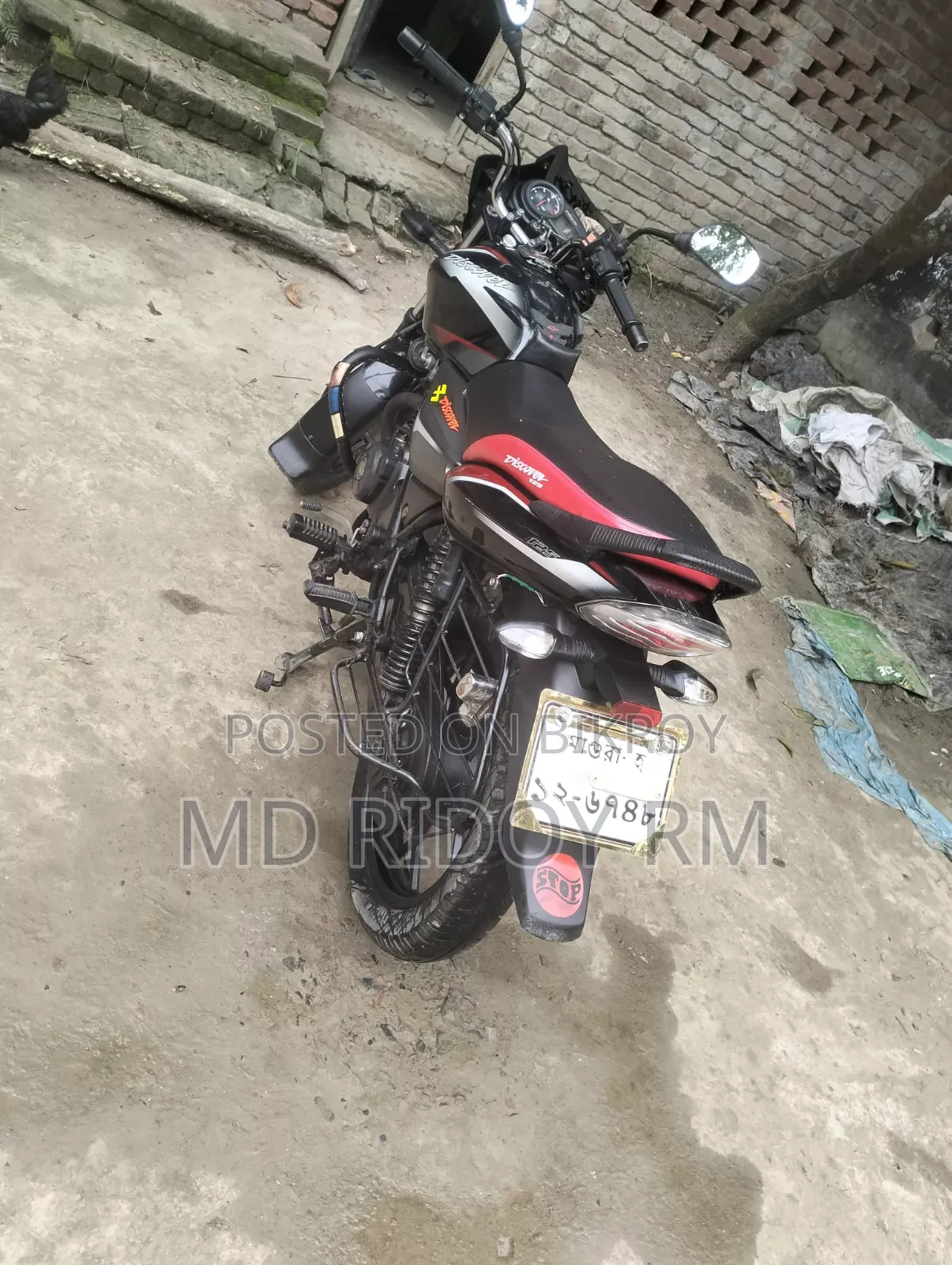 Bajaj Discover 125 2021 Black