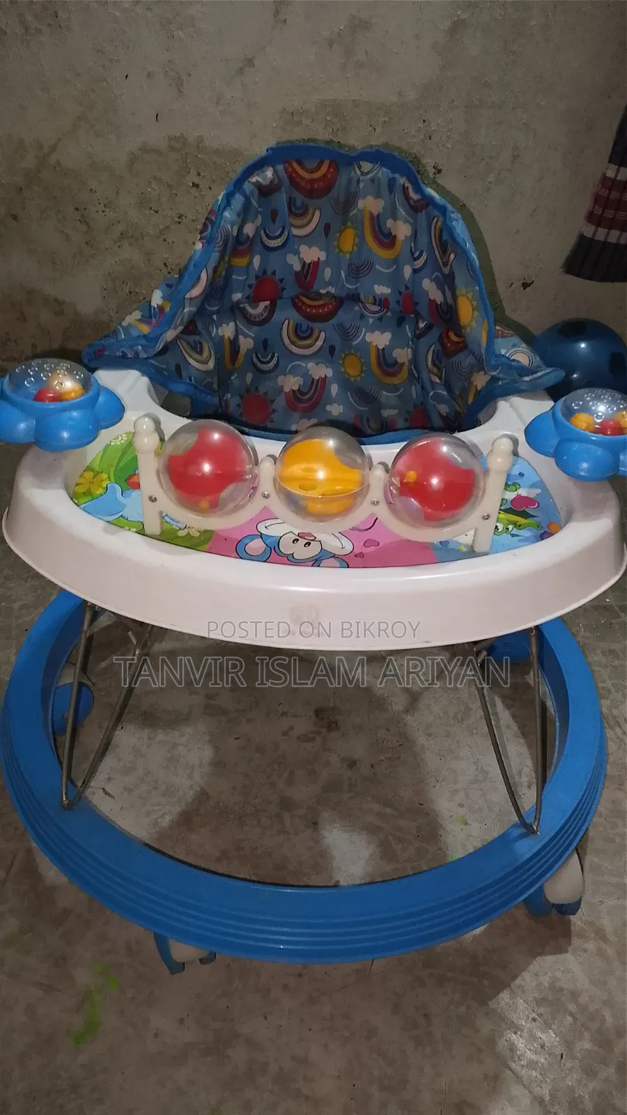 বাচ্চাদের খেলনা গাড়ি