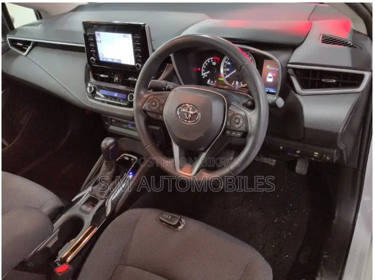 Toyota Corolla L 2021 Pearl