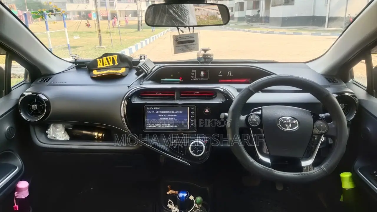 Toyota Aqua 2019 Gray
