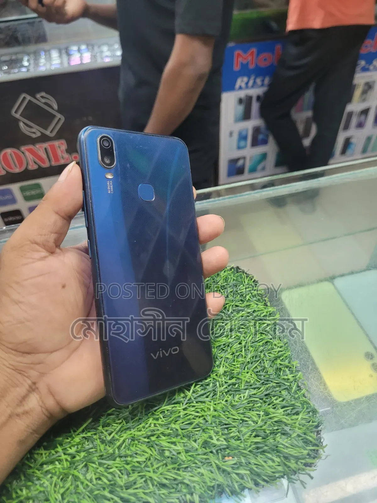Vivo Y11 32 GB Blue