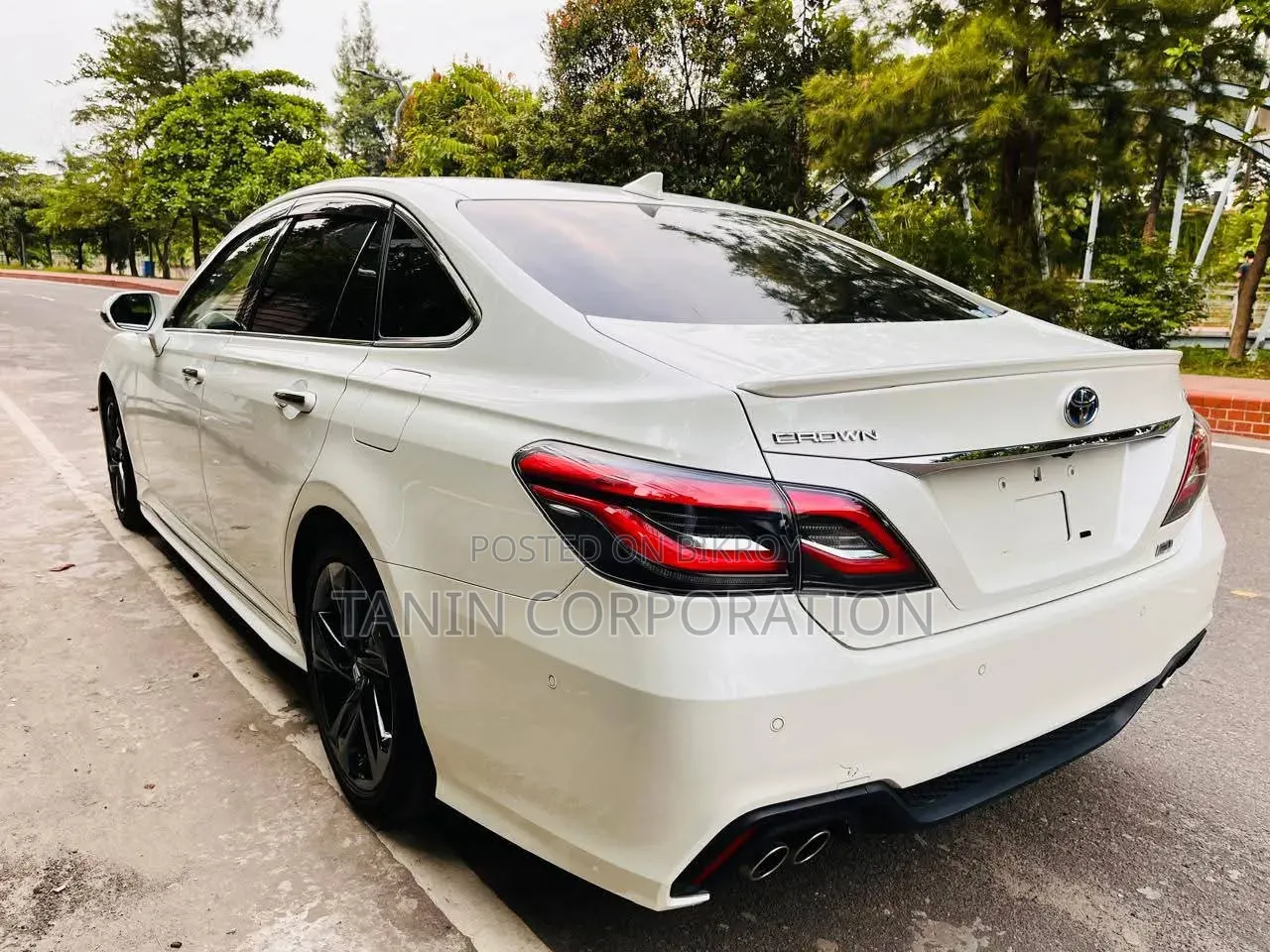 Toyota Crown 2020 Pearl