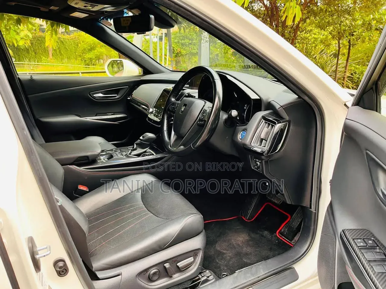 Toyota Crown 2020 Pearl