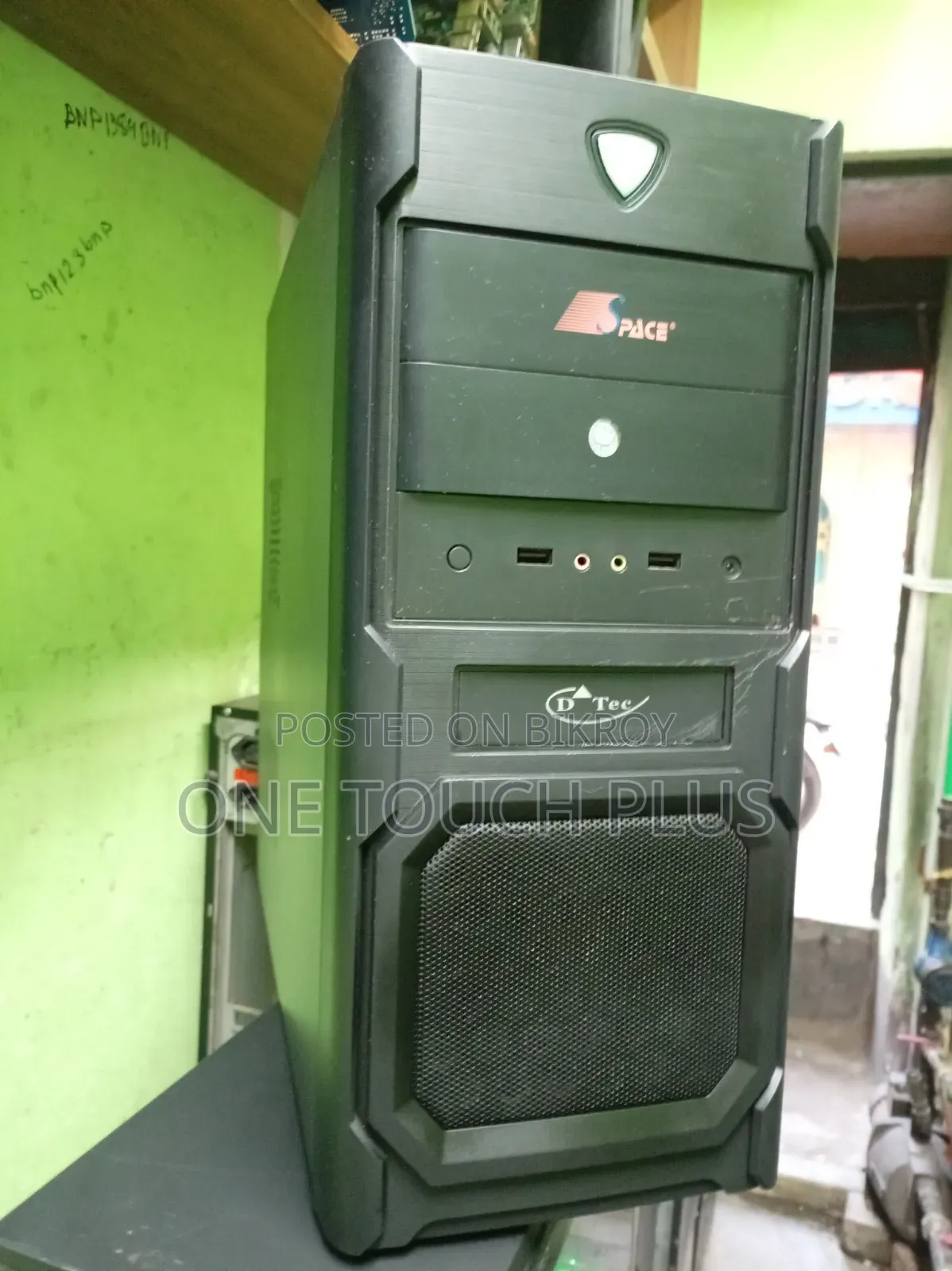 ডেস্কটপ কম্পিউটার ৪জিবি Intel Core I5 HDD ৫০০জিবি