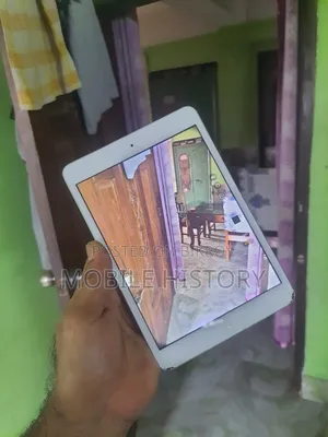 Apple iPad Pro 4 GB Silver