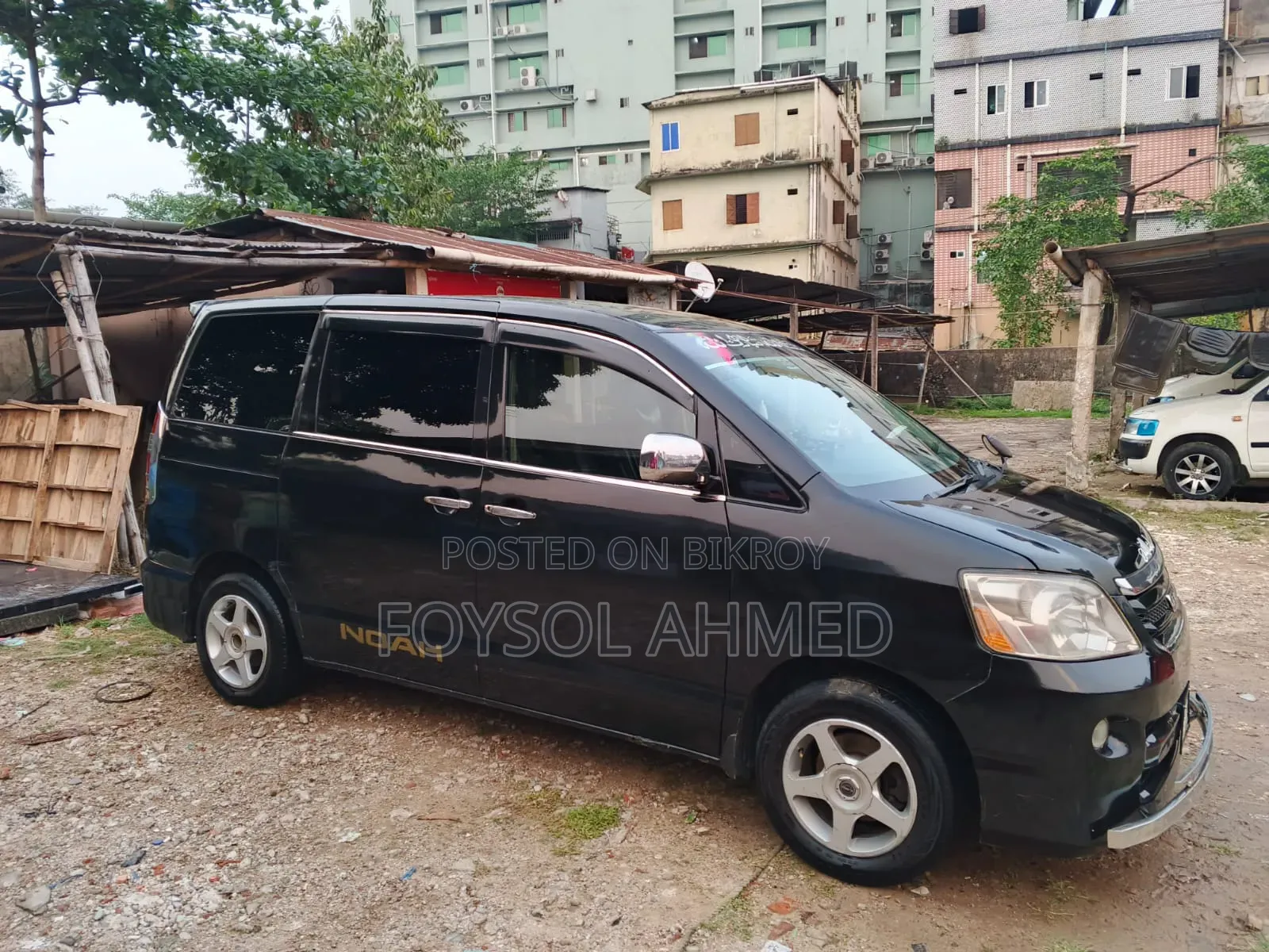 Toyota Noah 2002