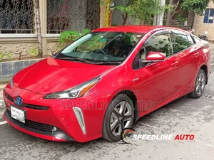 Toyota Prius 2019 Red