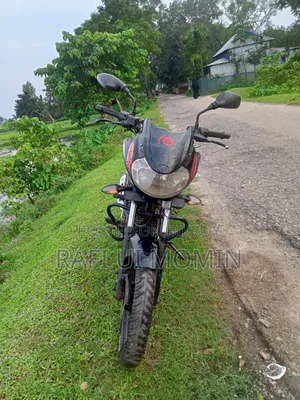 Bajaj Discover 125 2022 Black