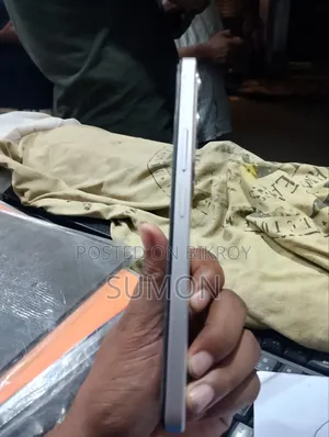 Vivo Y19 128 GB Silver