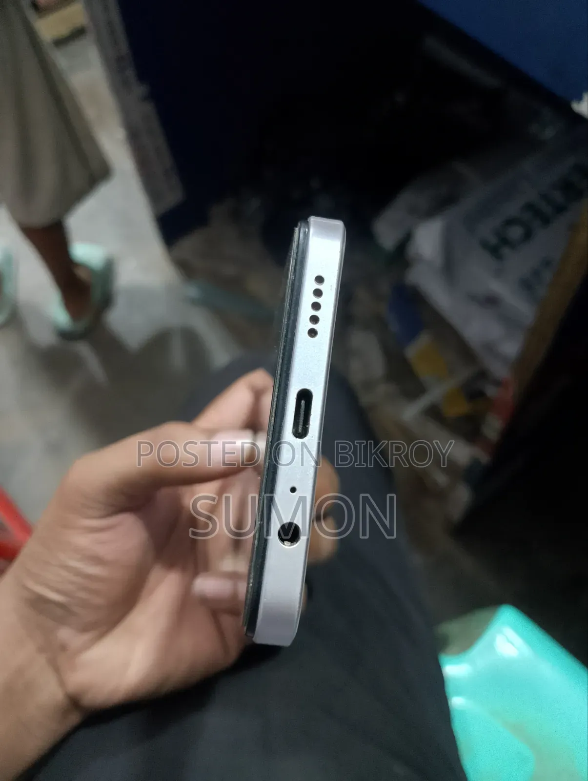 Vivo Y19 128 GB Silver
