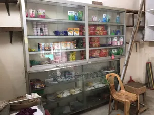 মদি দোকানের Glass Rak বিক্রি করা হবে