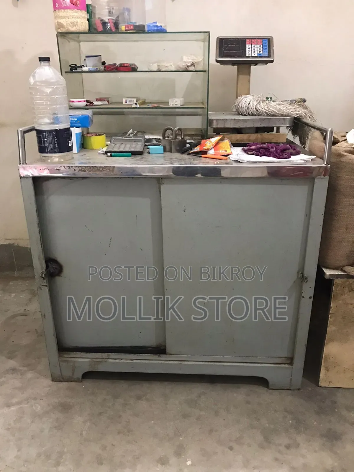 মদি দোকানের Glass Rak বিক্রি করা হবে