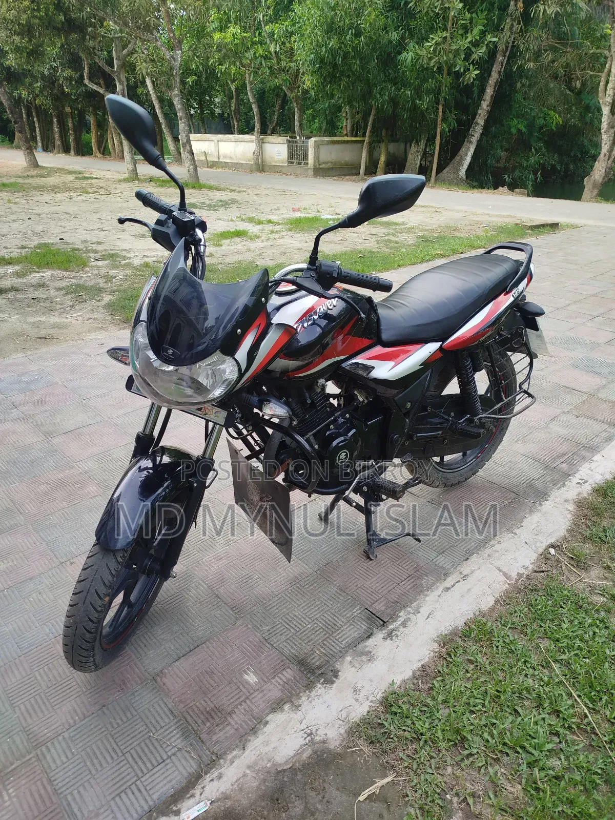 Bajaj Discover 125 2024 Black