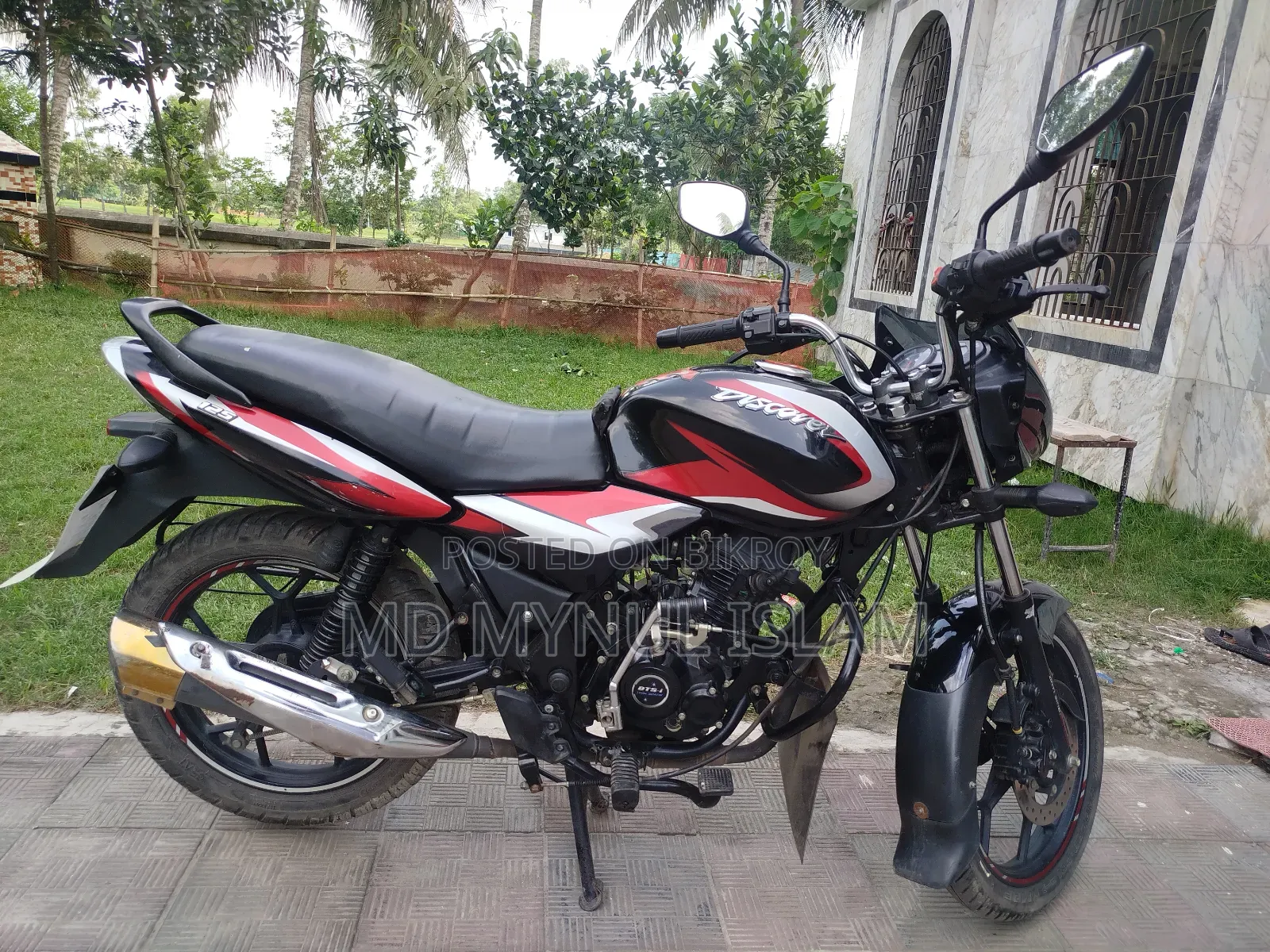Bajaj Discover 125 2024 Black