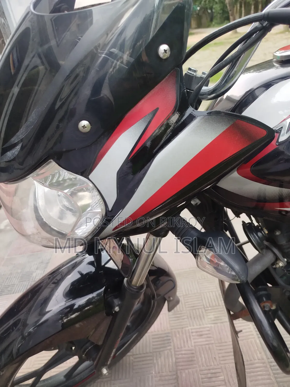 Bajaj Discover 125 2024 Black