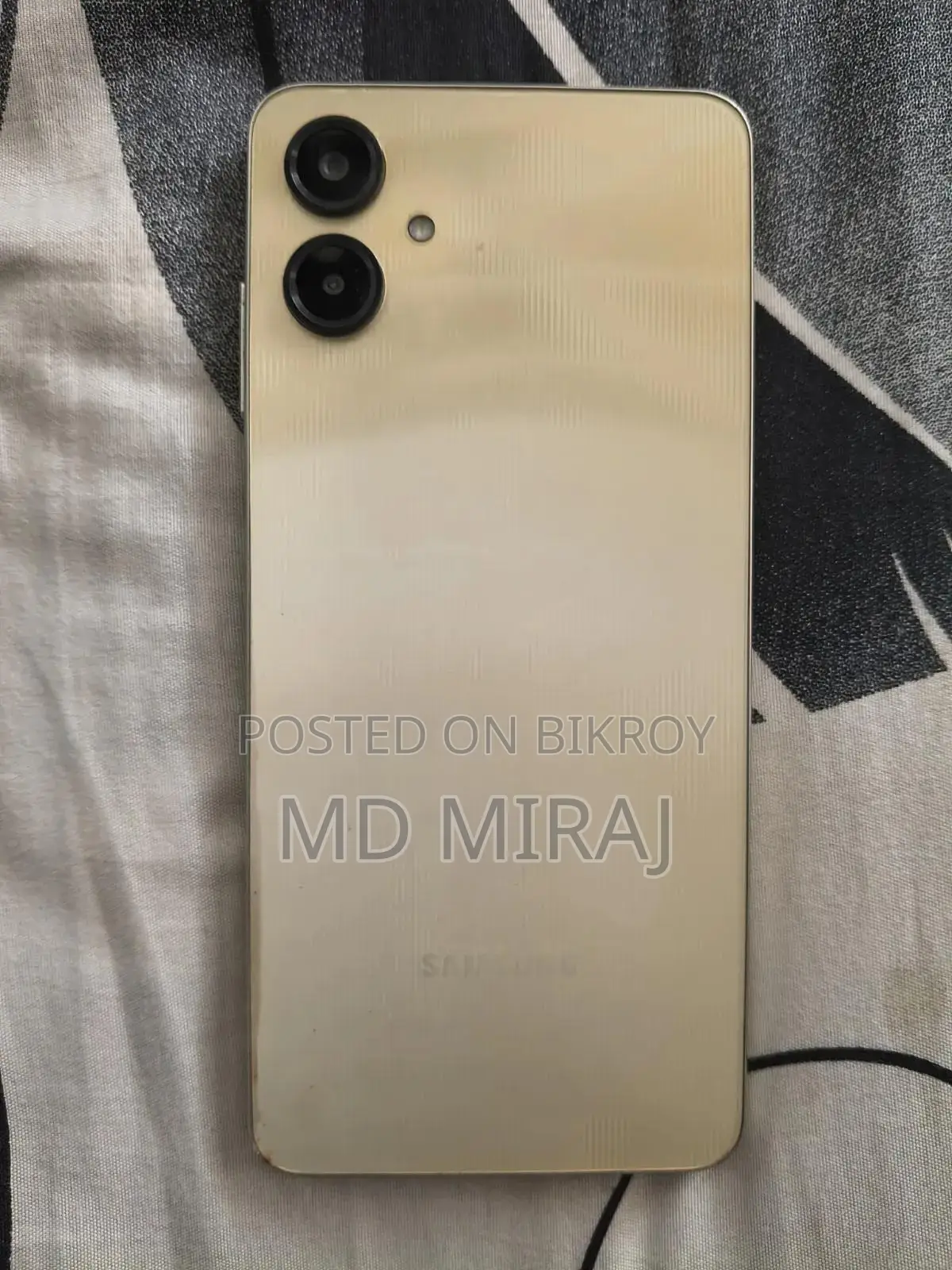 Samsung Galaxy A06 128 GB Gold