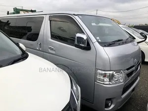 Toyota HiAce 2020 Silver