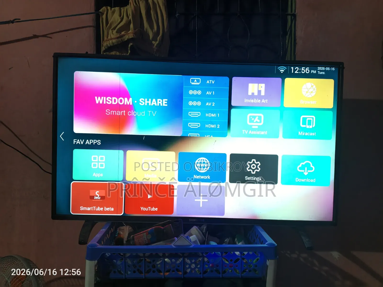 Smart LED TV