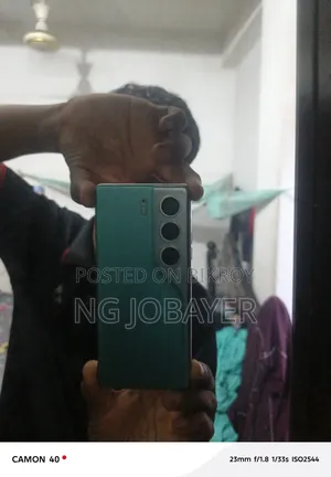 Tecno Camon 40 256 GB Blue