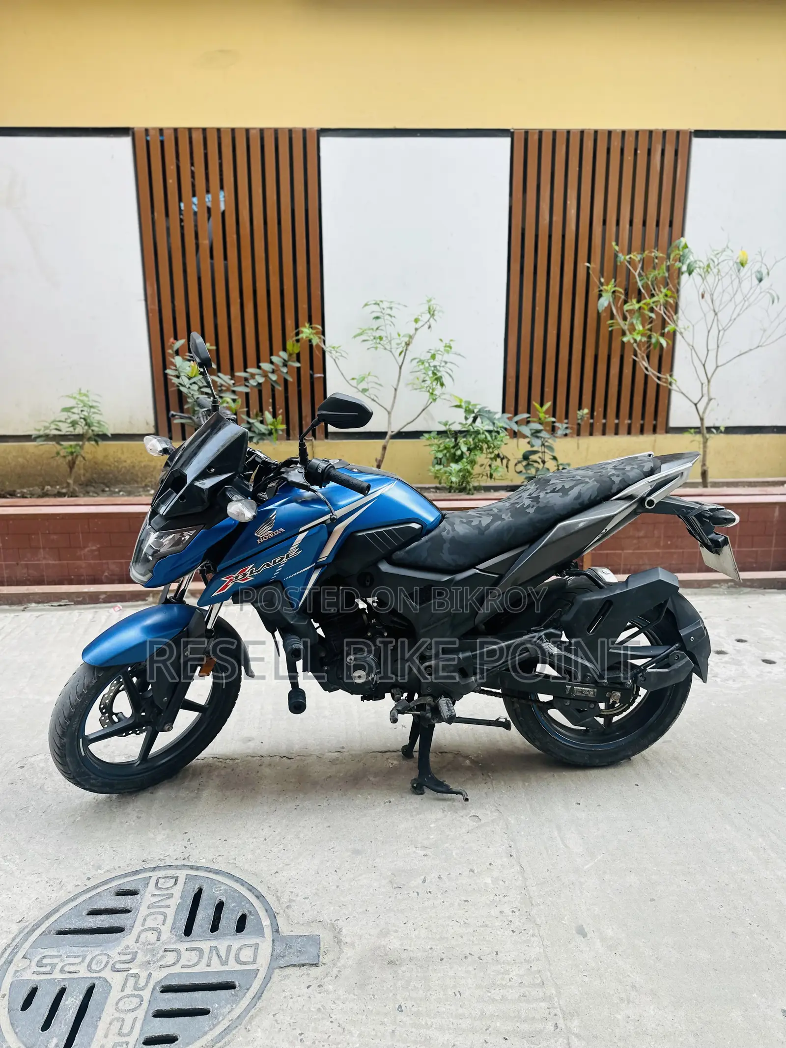 Honda X-Blade 160 2021 Blue